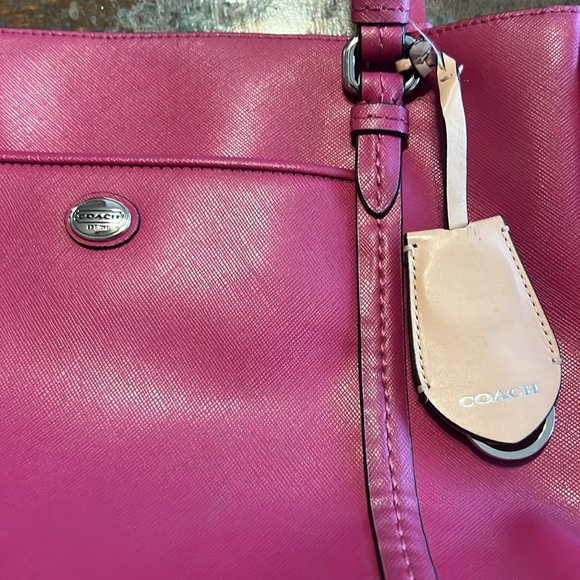 Coach Peyton Leather Jordan Double Zip Carryall - Picture 5 of 16